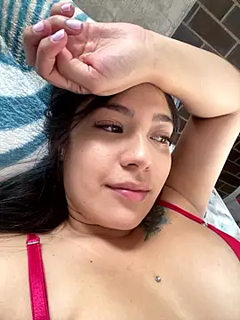 Snapshot of Latina_vanessa chatting on March 20, 8:25 pm Latina vanessa online show from March 20, 8:25 pm