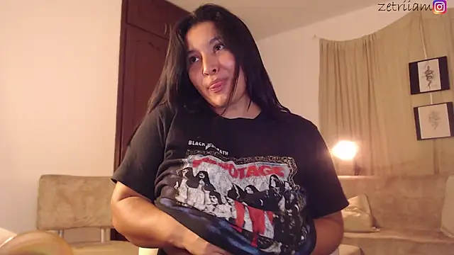 Snapshot of Zetrionn chatting on October 14, 3:07 am Zetrionn online show from October 14, 3:07 am