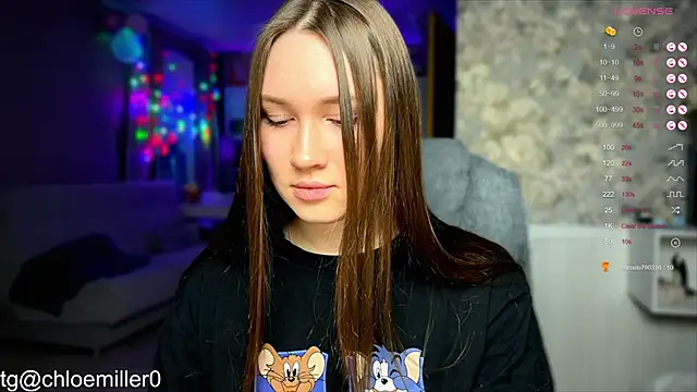 ChloeMillerMeow online show from January 19, 4:25 pm