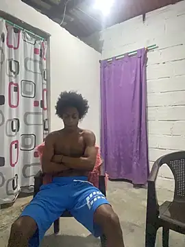 Larry-n-clouds online show from April 3, 6:11 am