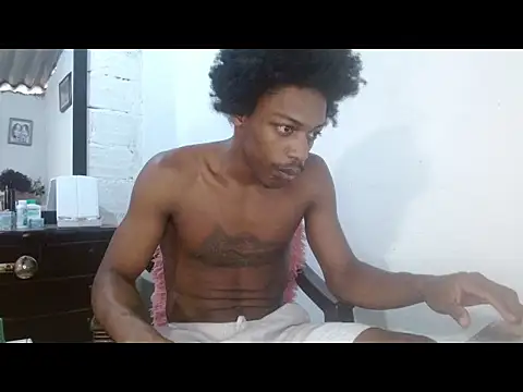 Larry-n-clouds online show from May 17, 5:42 pm