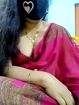 Ameera19 online show from January 22, 7:45 pm