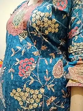 Ameera19 online show from May 13, 4:37 pm