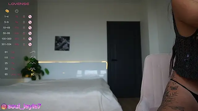 Sola LI online show from October 24, 3:14 am