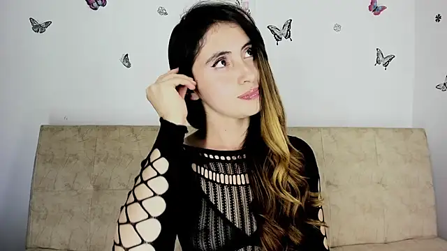 Nicol Swift  online show from January 11, 2:41 am