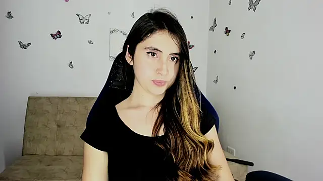 Nicol Swift  online show from January 11, 5:41 am