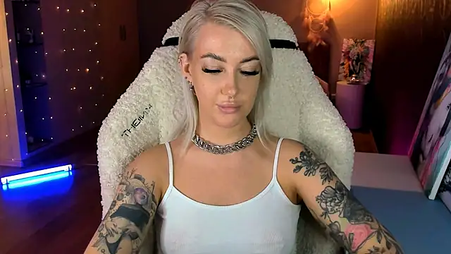 tykioty Miley online show from March 7, 12:13 pm