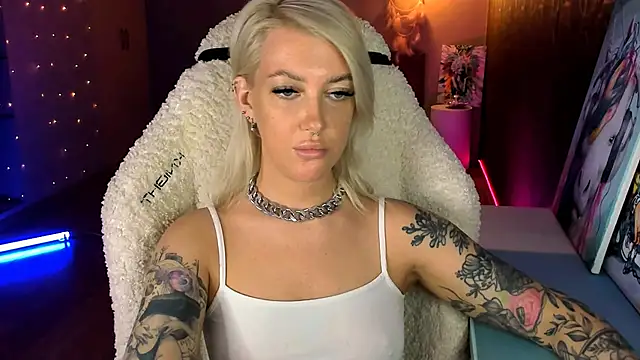 tykioty Miley online show from July 10, 1:25 pm