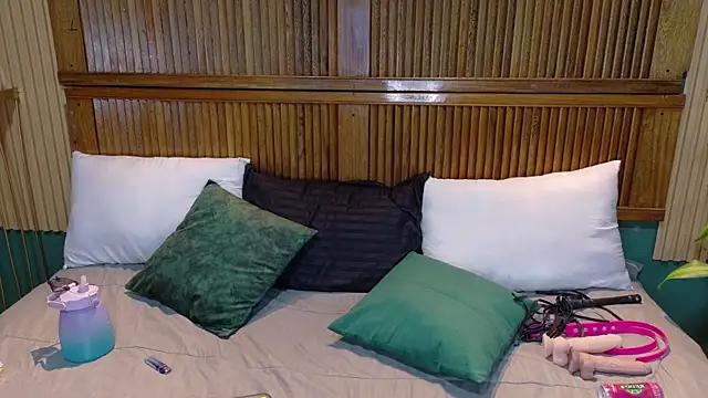 Snapshot of Eli666uwu chatting on October 11, 10:30 pm Eli666uwu online show from October 11, 10:30 pm