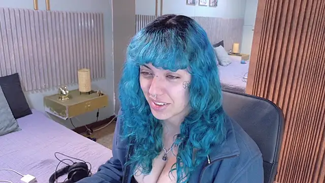 Snapshot of Eli666uwu chatting on February 3, 11:37 am Eli666uwu online show from February 3, 11:37 am