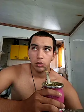 Snapshot of X_xtomas_x chatting on December 18, 5:19 pm X xtomas x online show from December 18, 5:19 pm