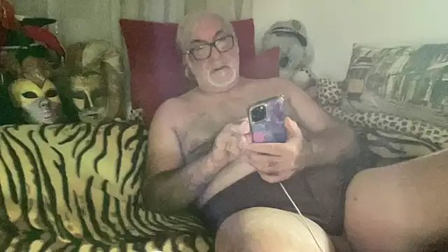 Snapshot of EroticVenetian chatting on September 23, 8:12 pm EroticVenetian online show from September 23, 8:12 pm