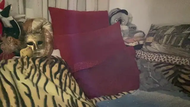 Snapshot of EroticVenetian chatting on September 30, 9:09 pm EroticVenetian online show from September 30, 9:09 pm