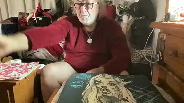 EroticVenetian online show from March 1, 7:21 am