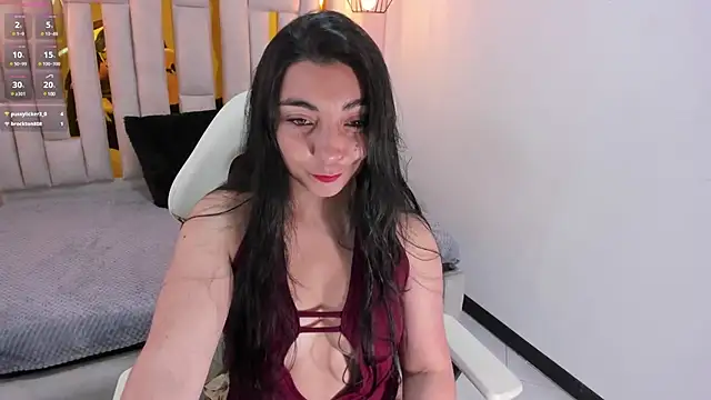 Karla hernandez  online show from January 7, 11:05 am