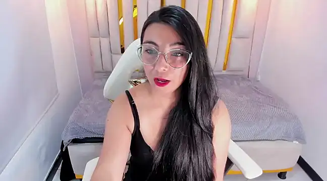Karla hernandez  online show from March 7, 2:12 pm