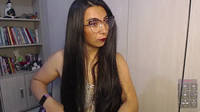 Snapshot of Karla_hernandez_ chatting on January 8, 10:50 am Karla hernandez online show from January 8, 10:50 am