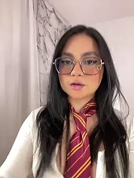 montmariana online show from October 15, 12:44 am