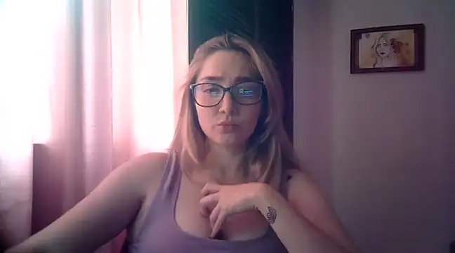 Snapshot of katy_pp chatting on January 8, 7:24 pm katy pp online show from January 8, 7:24 pm