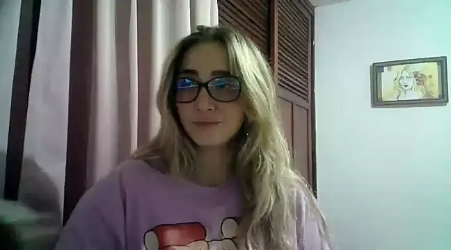 Snapshot of katy_pp chatting on January 9, 3:26 am katy pp online show from January 9, 3:26 am