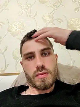 sweetbuddy3307 online show from April 3, 9:02 pm