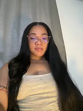 Snapshot of ashley_Tompson1 chatting on March 3, 11:38 am ashley Tompson1 online show from March 3, 11:38 am