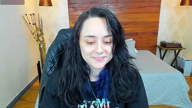 KatherineBond online show from January 5, 10:19 pm