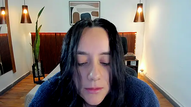 Snapshot of KatherineBond chatting on October 14, 7:36 pm KatherineBond online show from October 14, 7:36 pm