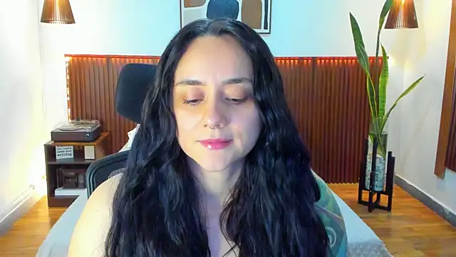 KatherineBond online show from November 3, 7:59 pm