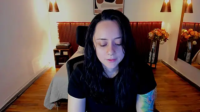 KatherineBond online show from July 31, 4:17 pm