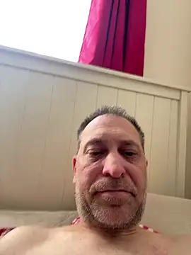Snapshot of meateater1 chatting on April 14, 8:20 am meateater1 online show from April 14, 8:20 am