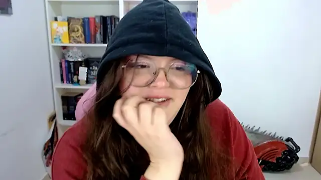 Snapshot of Gabiwaifu chatting on February 15, 5:48 am Gabiwaifu online show from February 15, 5:48 am