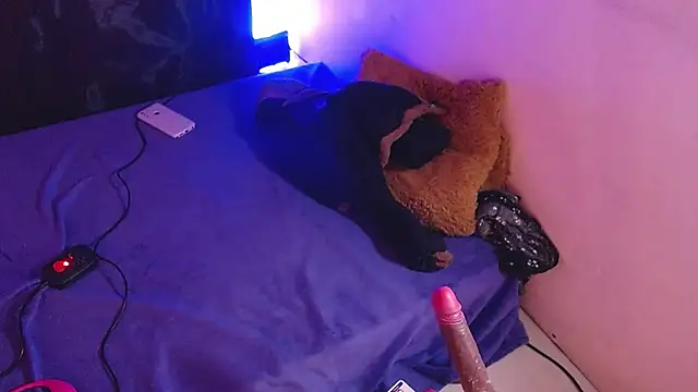 AnnaliOlsenX online show from December 16, 4:49 pm