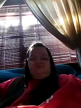 Snapshot of Bayou_Woman68 chatting on February 22, 6:06 pm Bayou Woman68 online show from February 22, 6:06 pm