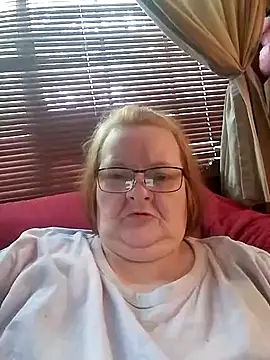Snapshot of Bayou_Woman68 chatting on June 26, 4:22 pm Bayou Woman68 online show from June 26, 4:22 pm