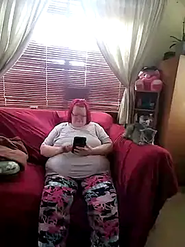 Snapshot of Bayou_Woman68 chatting on June 28, 7:09 pm Bayou Woman68 online show from June 28, 7:09 pm