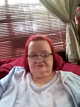 Snapshot of Bayou_Woman68 chatting on June 29, 7:25 pm Bayou Woman68 online show from June 29, 7:25 pm