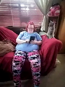 Snapshot of Bayou_Woman68 chatting on July 2, 5:52 pm Bayou Woman68 online show from July 2, 5:52 pm