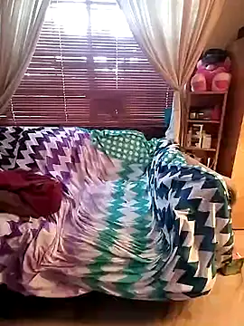Snapshot of Bayou_Woman68 chatting on July 28, 3:43 pm Bayou Woman68 online show from July 28, 3:43 pm