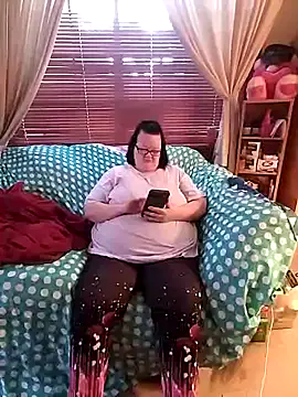 Snapshot of Bayou_Woman68 chatting on August 1, 1:32 pm Bayou Woman68 online show from August 1, 1:32 pm
