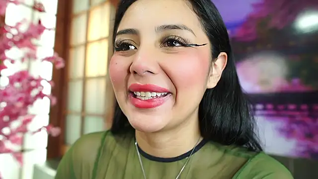 miss lizith online show from October 8, 11:08 am