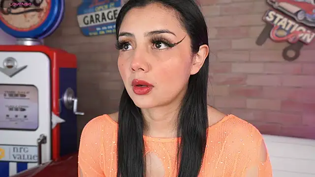 Snapshot of miss_lizith chatting on June 18, 11:03 am miss lizith online show from June 18, 11:03 am