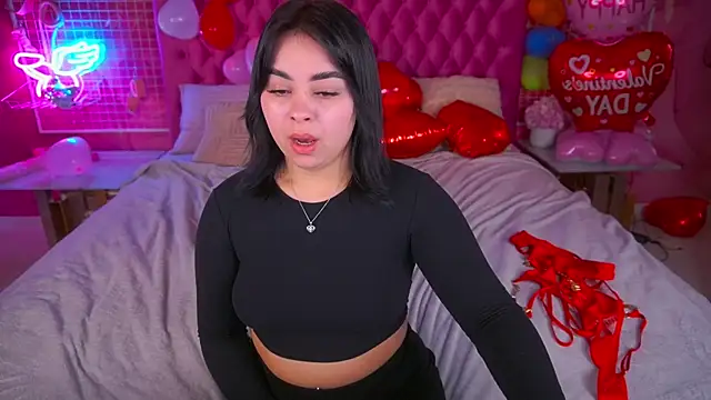 SusieWood online show from February 15, 7:51 am