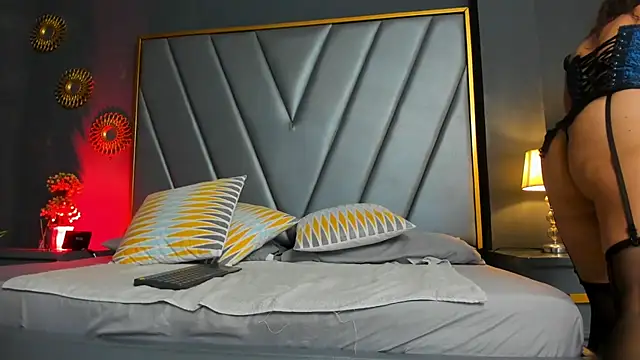 BrendaAdams  online show from March 8, 11:05 am