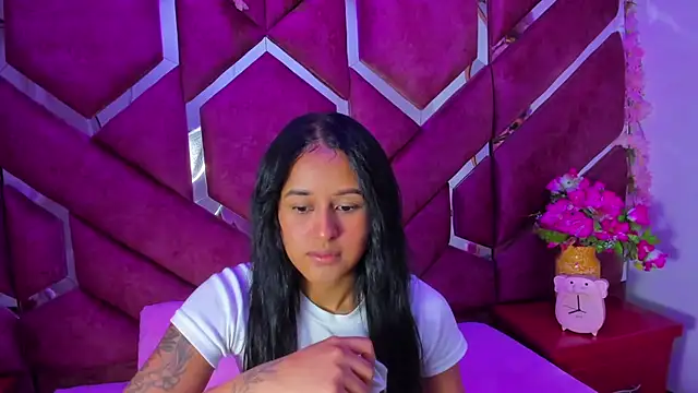 milly print online show from December 4, 3:05 am