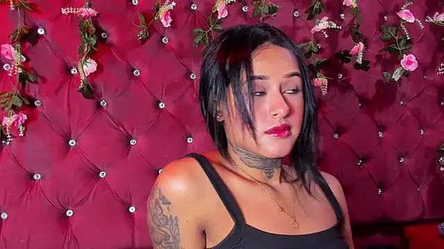 milly print online show from February 22, 1:40 am