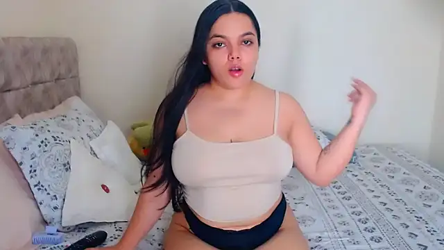 Sara-04 online show from October 7, 11:24 pm