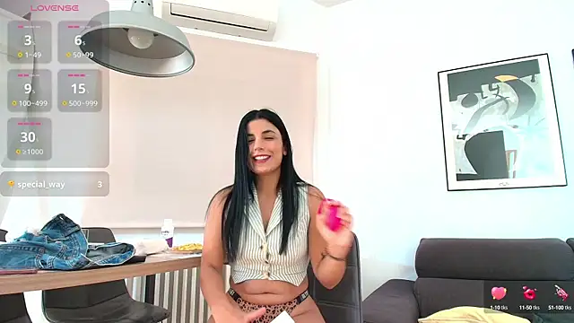 Arya 33 online show from October 10, 9:08 am