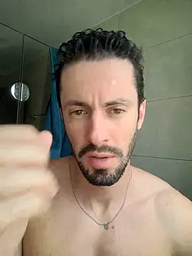Diegosob8720 online show from February 25, 2:44 pm