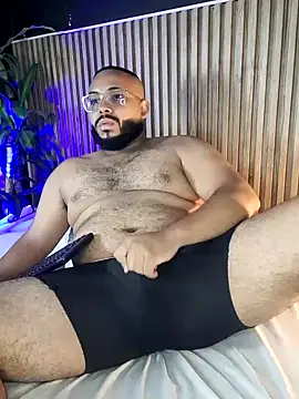 DilanJonnes  online show from February 1, 8:37 pm